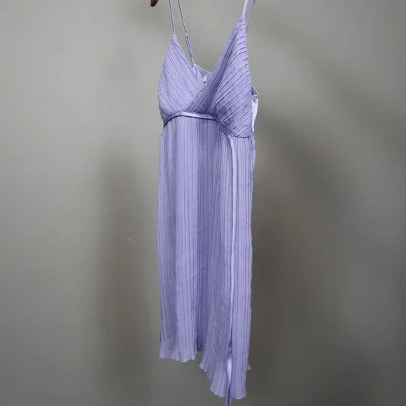 Vintage semi sheer night gown - Picture 4 of 4